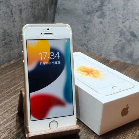 美品 iphone SE SIMフリー 32GB スマホ
