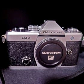 新同美品 OM system om-3 シャッタ912回！メーカ保有！革ケース付