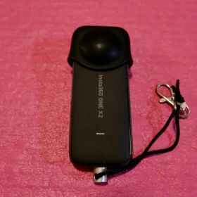【 美品 】Insta360 ONE X2 360度カメラ レンズカバー付き