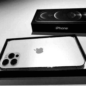 ［美品］Apple iPhone 12 Pro シルバー 128GB