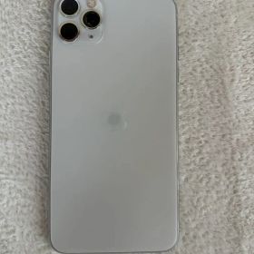 Apple iPhone 11 Pro シルバー 本体