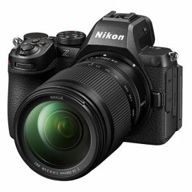 【新品】ニコン Z5II 24-200 レンズキット【Z5II発売記念!SDカードセットキャンペーン】【選べる5年間延長保証対象(別料金)】