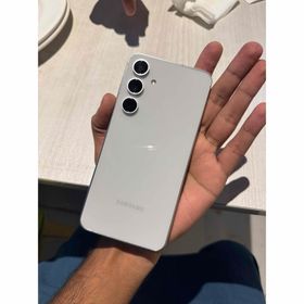 サムスン(SAMSUNG)のSAMSUNG GALAXY S24 FE グレー(スマートフォン本体)