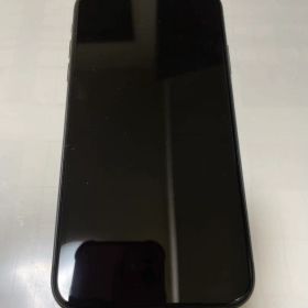 Apple iPhone 11 ブラック 本体
