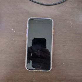 Apple iPhone SE２世代 レッド