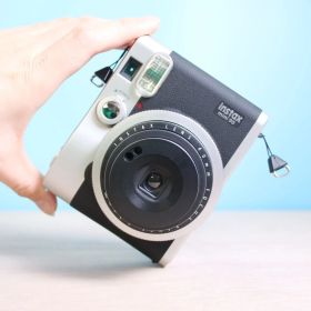 完動品❁美品❁実写済み チェキ instax mini 90 FUJIFILM インスタントカメラ ネオクラシック ブラック 富士フイルム すぐ使えるセット H263