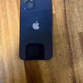 Apple iPhone 13 ブラック 本体