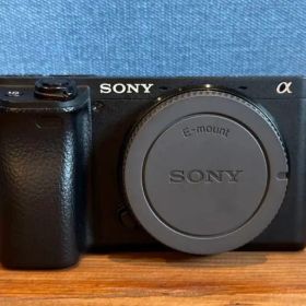 【中古】SONY α6400（バッテリー2個+充電器付）