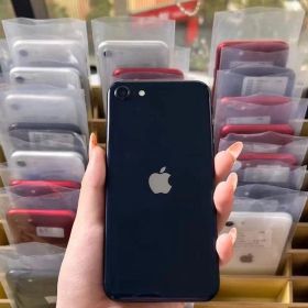 「中古美品」 iPhone SE（第3世代）64GB ブラック SIMフリー
