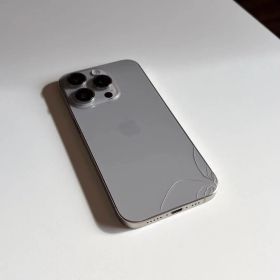 iPhone15 Pro 128GB ナチュラルチタニウム