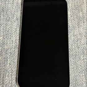 【最終値下げ】【美品】Apple iPhone 15Pro ホワイト 本体