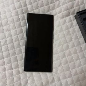 Galaxy S22 Ultra docomo 本体 SIMフリー