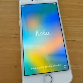 Apple iPhone 8 シルバー 美品