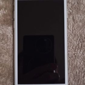 【美品】Apple iPhone 8 64GB バッテリー状態100%