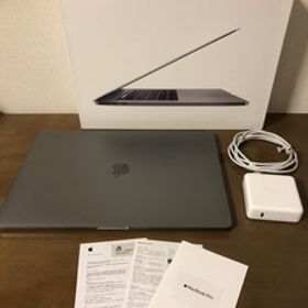 【Appleアップル】MacBook Pro 15.4インチ 16GB 256GB 2.6GHz 6コア Intel Core i7プロセッサ スペースグレイ MV902J/A A1990 Mid 2019