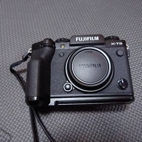 美品 FUJIFILM X-T5 富士フイルム ミラーレス一眼カメラ ボディ