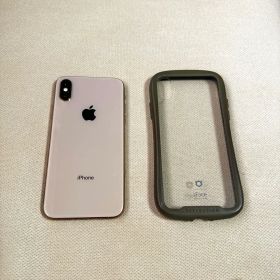 Apple iPhone Xs ゴールド 64GB 本体のみ ケース付き