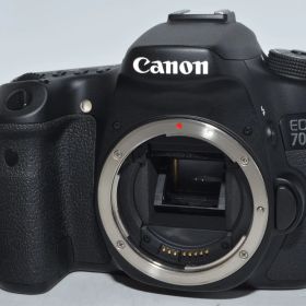 251054★ほぼ新品★Canon デジタル一眼レフカメラ EOS70D ボディ ブラック EOS70D