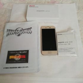 docomoAQUOSsenseSH-01Kシャンパンゴールド