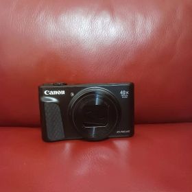 年末限定【美品】Canon PowerShot SX740 HS