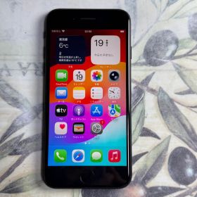 iPhone SE 第2世代 ブラック 64GB SIMロック解除済