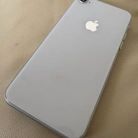 Apple iPhone 8