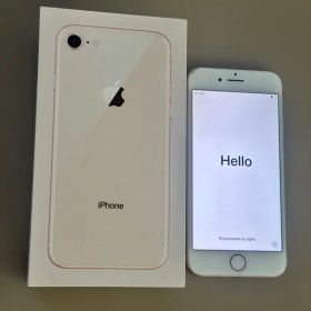 iPhone8 本体 64GB ゴールド SIMフリー 箱付き