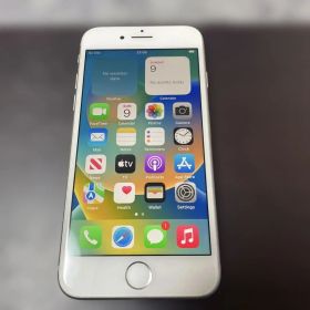 H7087 iPhone8 64GB SIMフリー