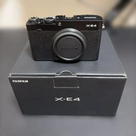 FUJIFILM X-E4 ミラーレス一眼 本体