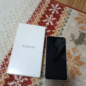 AQUOS SH-M20 アイボリー（W） 本体