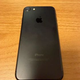 iPhone 7 128GB ブラック SIMフリー