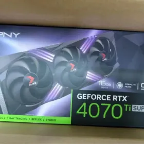 NVIDIA GeForce RTX 4070 Ti SUPER 搭載グラボ 新品¥158,000 中古