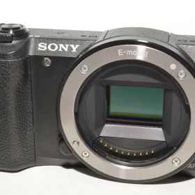 250749★ほぼ新品★SONY ソニー α5000 ボディ ブラック