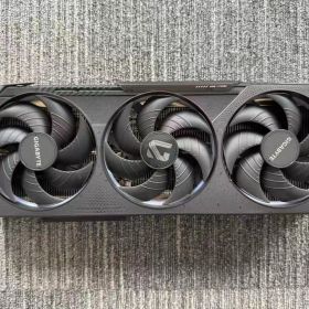 GIGABYTE製 GeForce RTX 5070 12GB