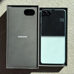 【新品未使用】Galaxy Z Flip 7 512GB ミント