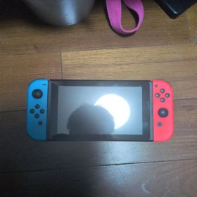 Nintendo Switch 本体 青と赤