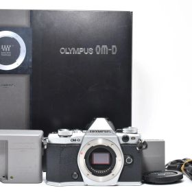 ★元箱付き良品★ オリンパス OLYMPUS OM-D E-M5 MARK II シルバー ボディ OB3491 #400