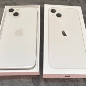 極美品）Apple iPhone 13 256GBホワイト 本体