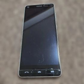 ☆美品☆BASIO KYV47 シルバー スマートフォン本体