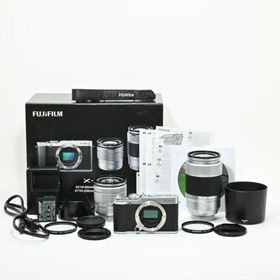 ＜美品＞ FUJIFILM X-A2 ダブルズームレンズキット シルバー(ミラーレス一眼)