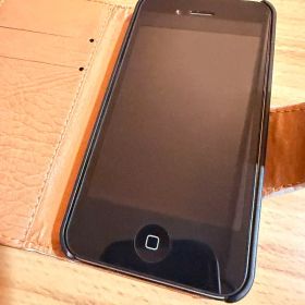 【未使用・超美品】iPhone 4 16GB ブラック 付属品あり