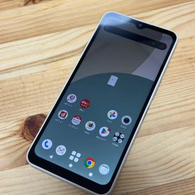 【美品】AQUOS wish4 ホワイト 9568