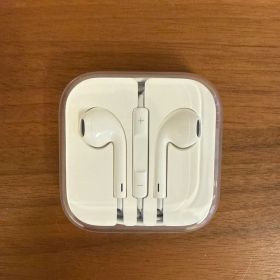 Apple EarPods ホワイト②