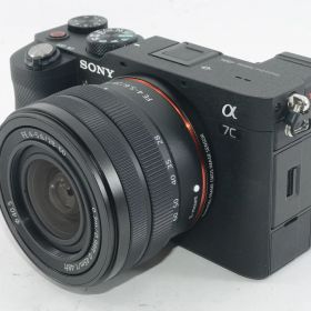 【中古】【外観特上級】ソニー フルサイズミラーレス一眼 α7C レンズキット ブラック ILCE-7CL B