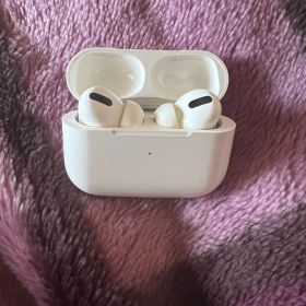 ［ジャンク品］初代Apple AirPods Pro 本体