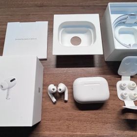 AirPods Pro 第一世代 ホワイト