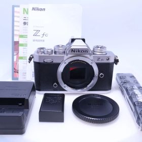 【ほぼ新品 3,954回】Nikon Z fc ボディ Zfc シルバー ミラーレス一眼カメラ