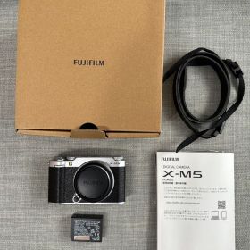 FUJIFILM XM5 本体