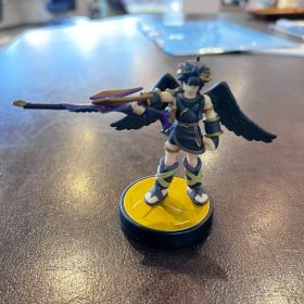 スマブラ amiibo ブラックピット