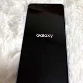 Galaxy A41 ホワイト 3カメラ